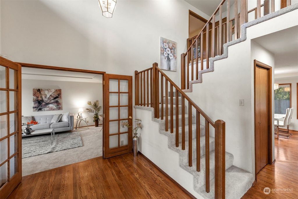 Photo of 715 Kalmia Court NW, Issaquah, WA 98027 (MLS # 2223456)
