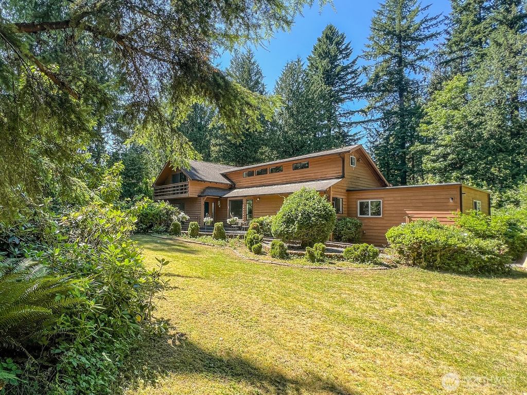 Photo of 16916 455th Avenue SE, North Bend, WA 98045 (MLS # 2402633)