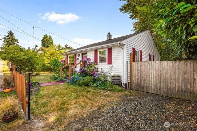 Photo of 535 S Henderson Street, Seattle, WA 98108 (MLS # 2568649)