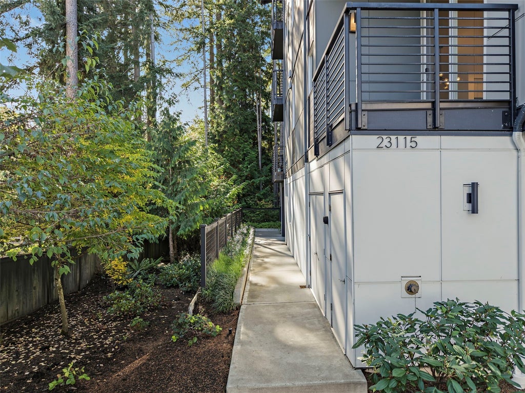 Photo of 23115 NE 8th Street #C007, Sammamish, WA 98074 (MLS # 2594356)