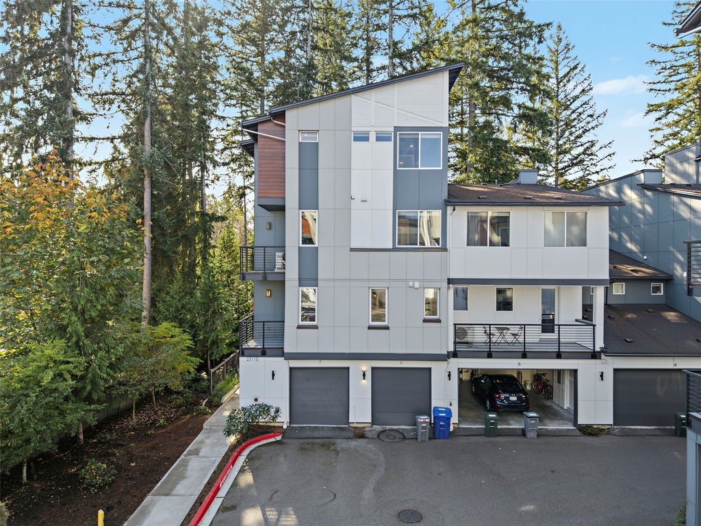 Photo of 23115 NE 8th Street #C007, Sammamish, WA 98074 (MLS # 2594356)