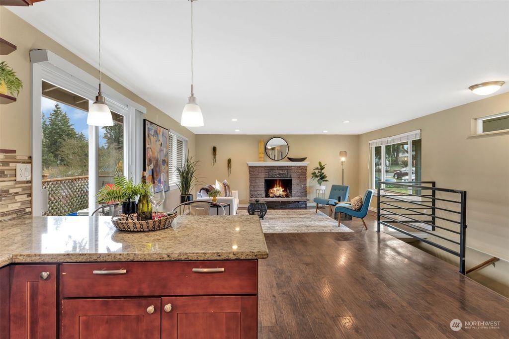 listing image 9360619017292832861
