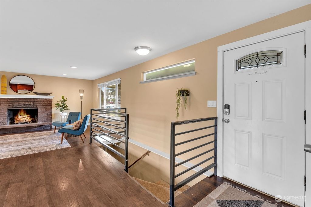 listing image 9369509906895084683