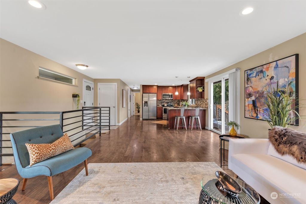listing image 9368569049039748067