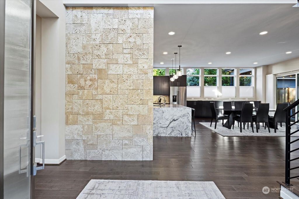 Photo of 10607 NE 53rd Street, Kirkland, WA 98033 (MLS # 2213353)