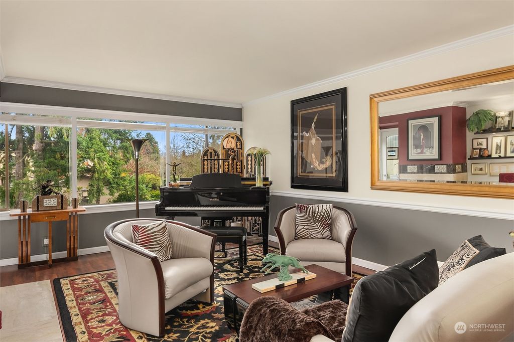 Photo of 6512 Park Point Lane NE, Seattle, WA 98115 (MLS # 2194456)