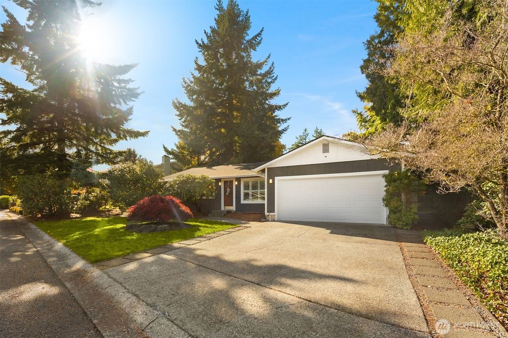 Photo of 14220 57th Drive SE, Everett, WA 98208 (MLS # 2451247)