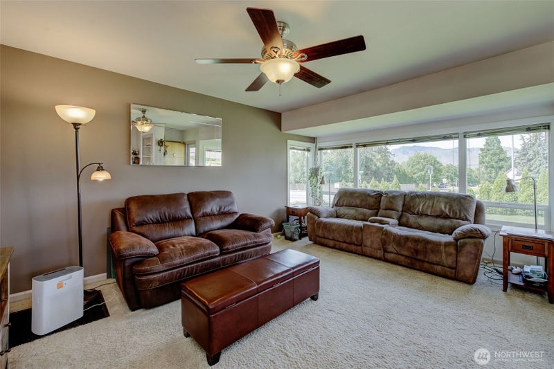 2901 Sunset Highway