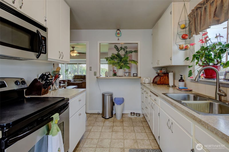 2901 Sunset Highway