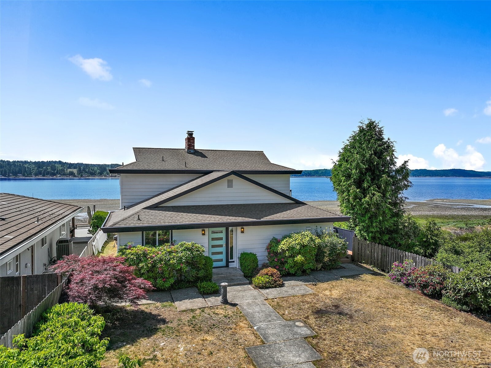 191 NE Lynnwood Beach Road