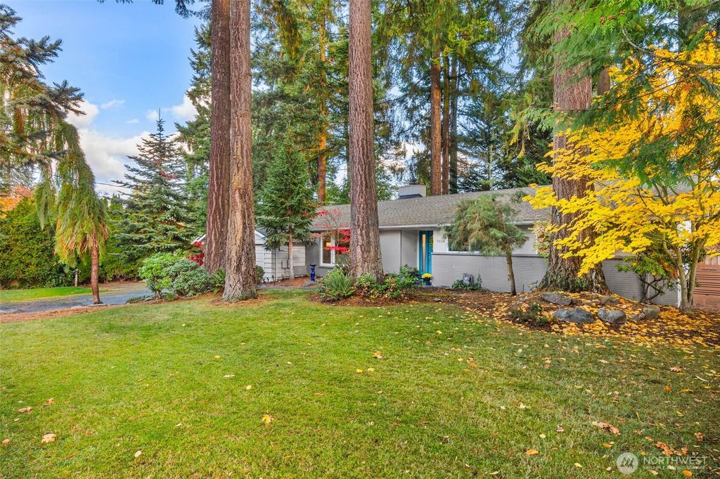 Photo of 7419 NE 145th Street, Kirkland, WA 98034 (MLS # 2453162)