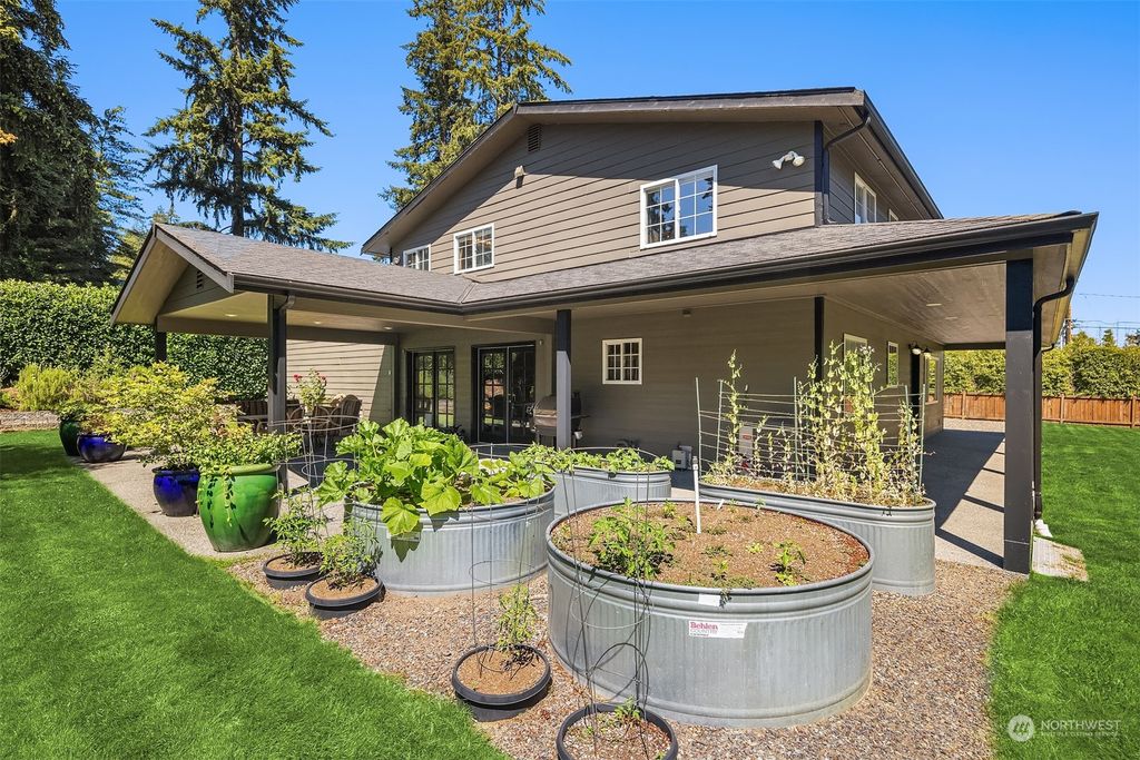 Photo of 231 240th Street SE, Bothell, WA 98021 (MLS # 2261683)