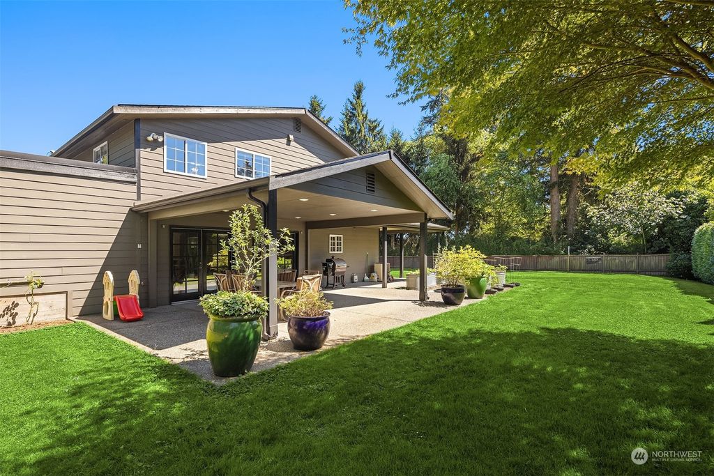 Photo of 231 240th Street SE, Bothell, WA 98021 (MLS # 2261683)