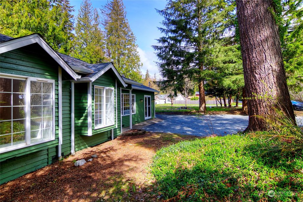 Photo of 17818 433rd Avenue SE, Gold Bar, WA 98251 (MLS # 2059261)