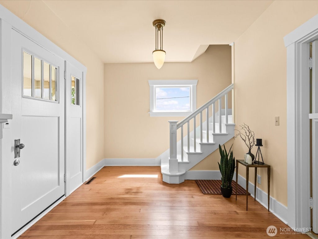 Photo of 17734 McLean Road, Mount Vernon, WA 98233 (MLS # 2536357)
