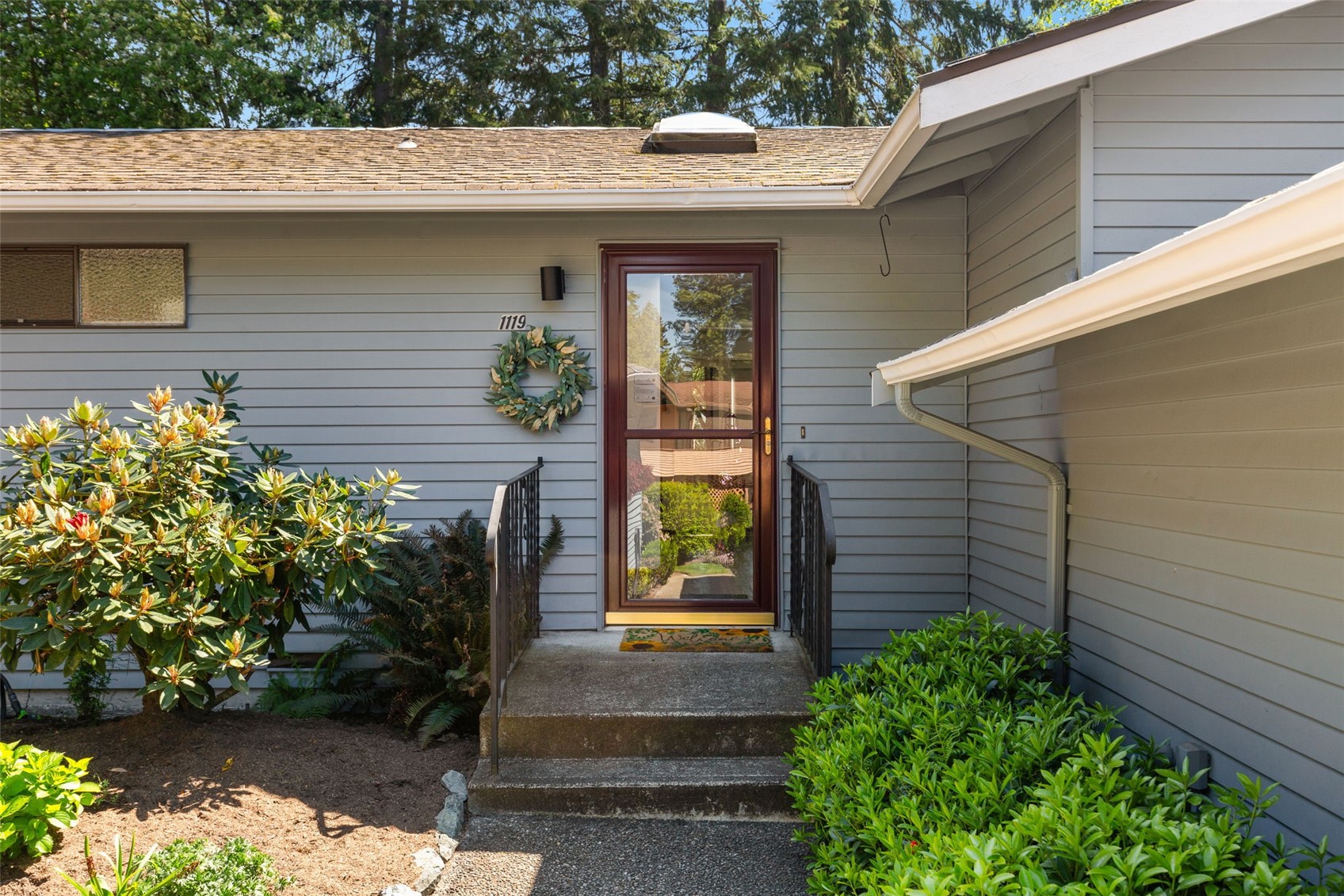 1119 S 249th Place