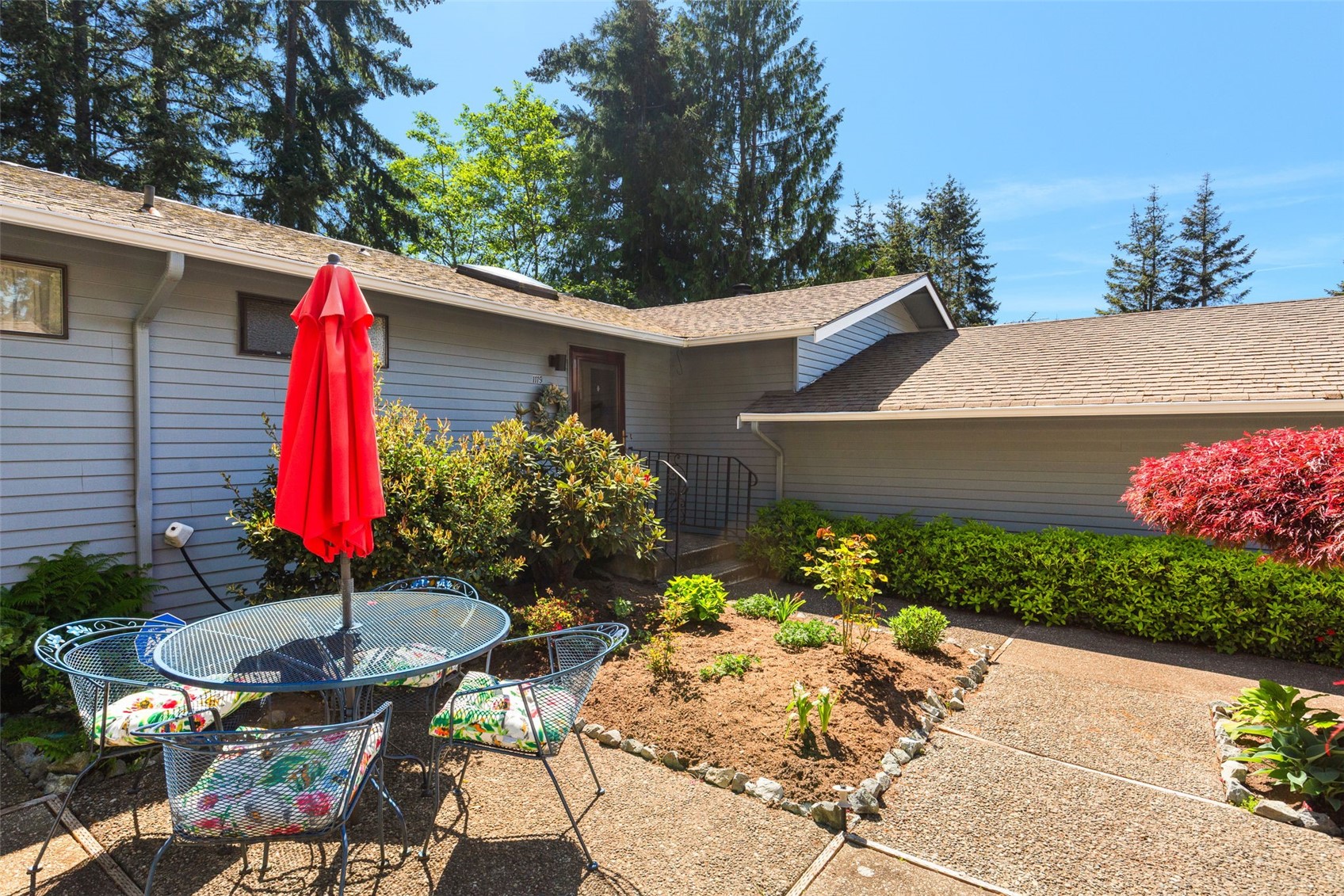 1119 S 249th Place