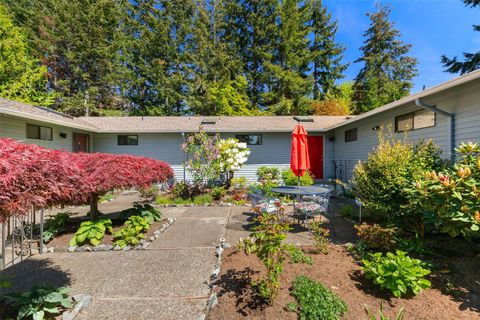 1119 S 249th Place Des Moines WA 98198