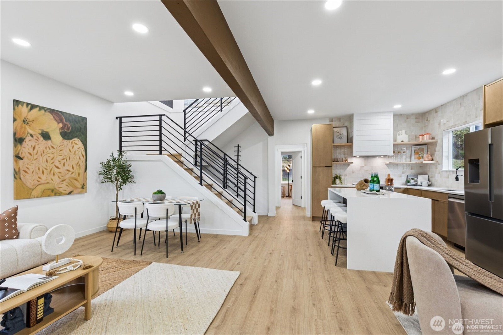 4002 Courtland Place S