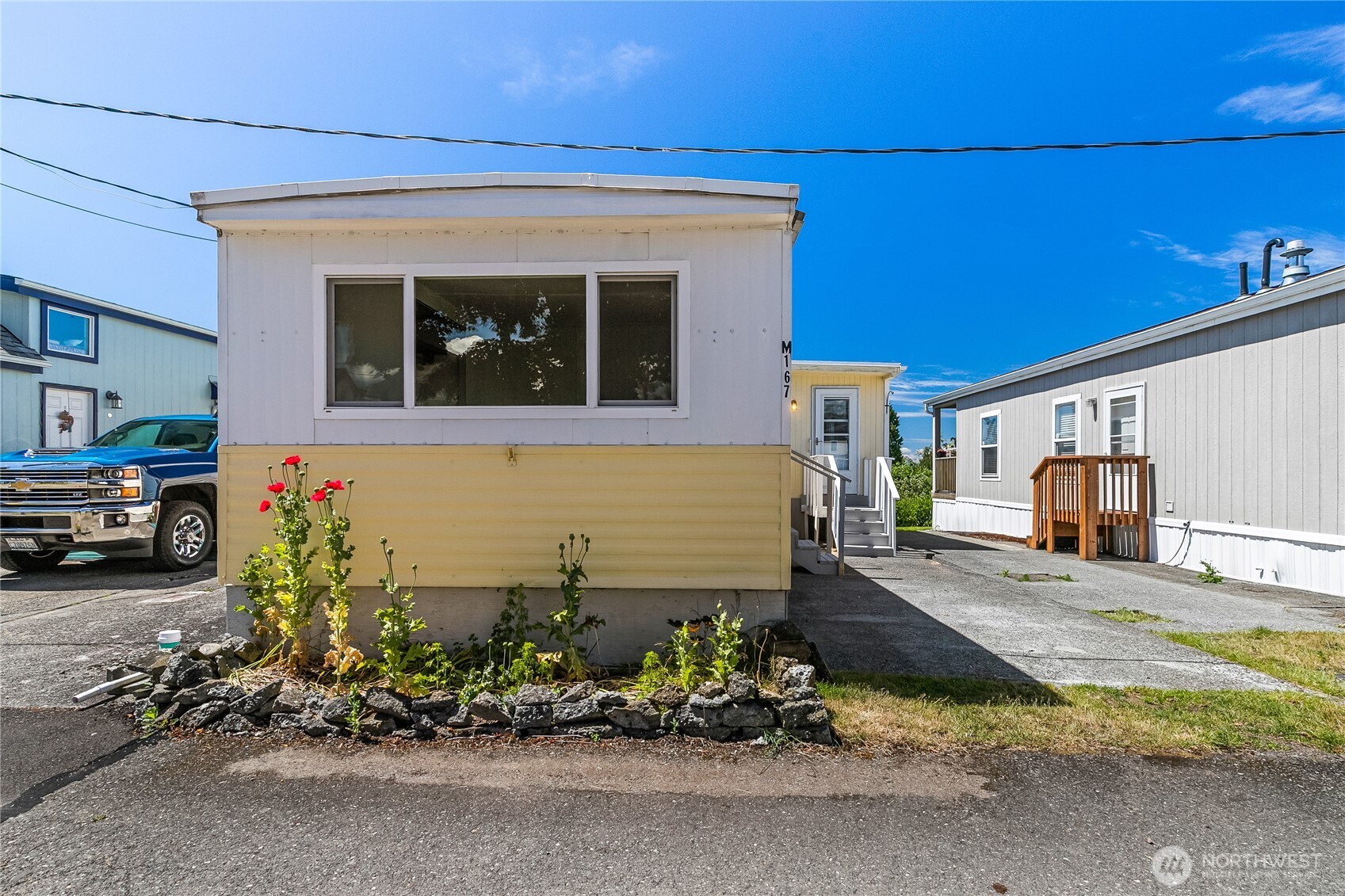 8080 Harborview 167
