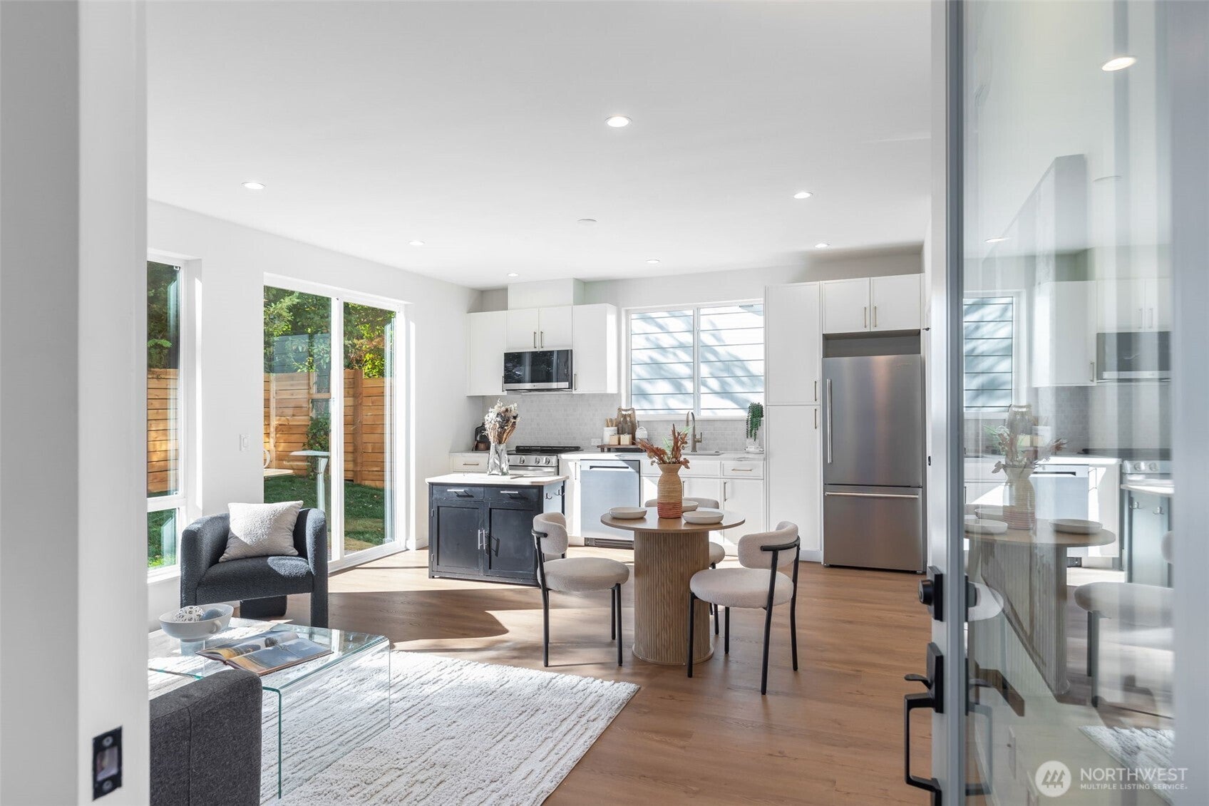 123 N 136th Street