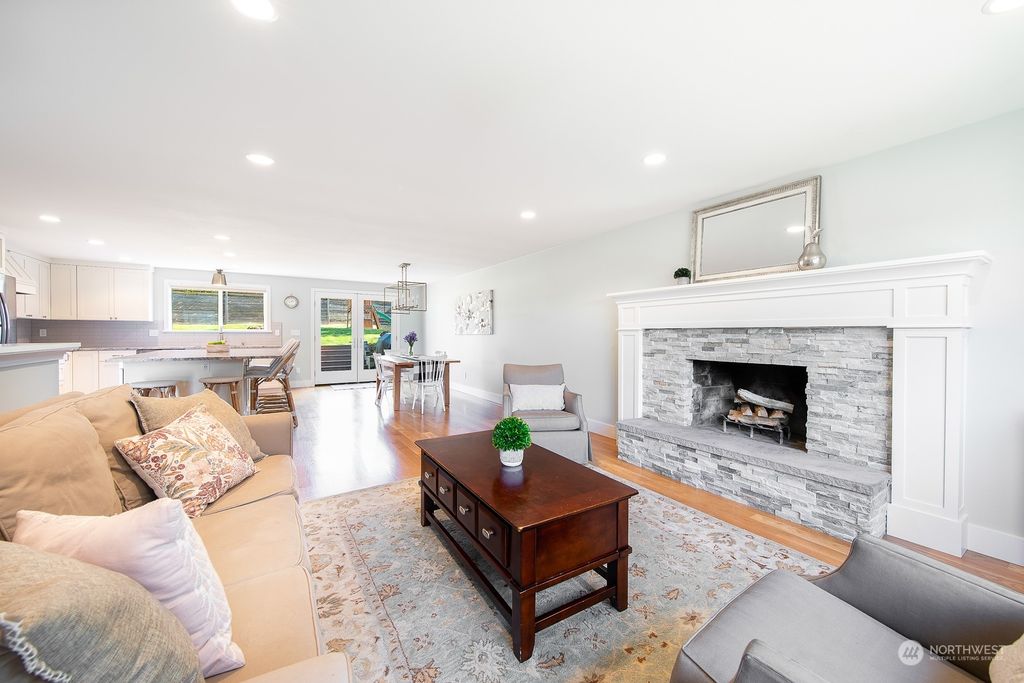 Photo of 12202 9th Avenue NW, Seattle, WA 98177 (MLS # 1994267)