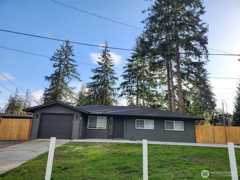 Photo of 16405 NE 16th Place, Bellevue, WA 98008 (MLS # 2547845)
