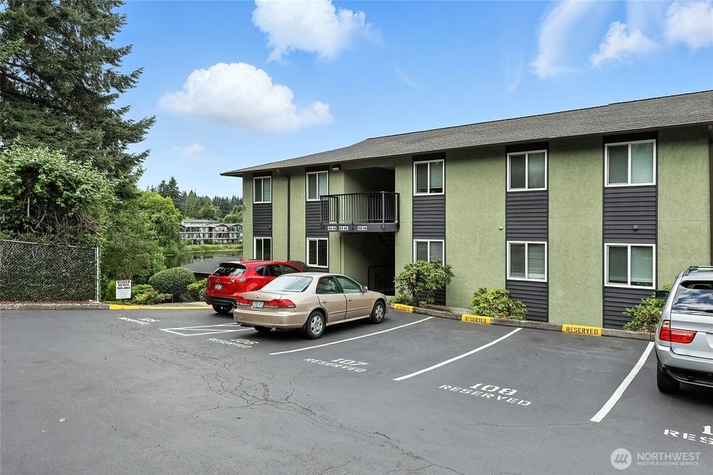 Photo of 615 75th Street SE #C43, Everett, WA 98203 (MLS # 2400482)