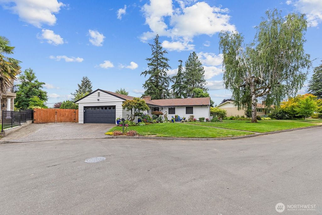 Photo of 7217 Mississippi Drive, Vancouver, WA 98664 (MLS # 2550100)