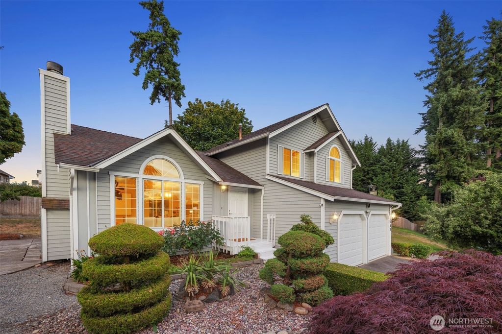 Photo of 558 Olympia Avenue NE, Renton, WA 98056 (MLS # 2418305)