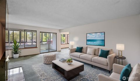 10821 Glen Acres Drive S Unit C, Seattle, WA 98168 - MLS#: 2356126