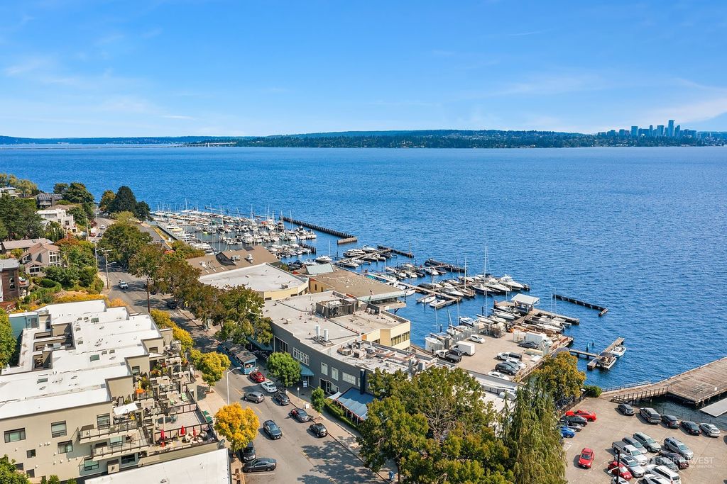 Photo of 121 Lakeside Avenue #204, Seattle, WA 98122 (MLS # 2190161)