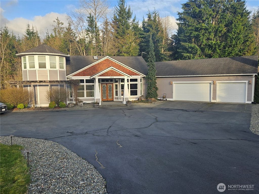 Photo of 13019 127th Avenue NE, Lake Stevens, WA 98258 (MLS # 2497255)