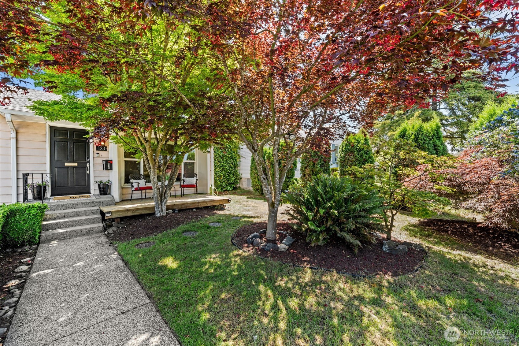 123 Alameda Avenue