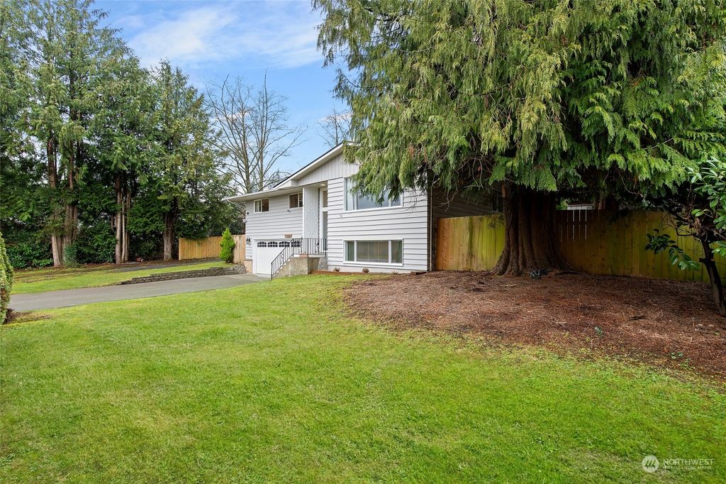 Photo of 13330 Lake Road, Lynnwood, WA 98087 (MLS # 2196496)