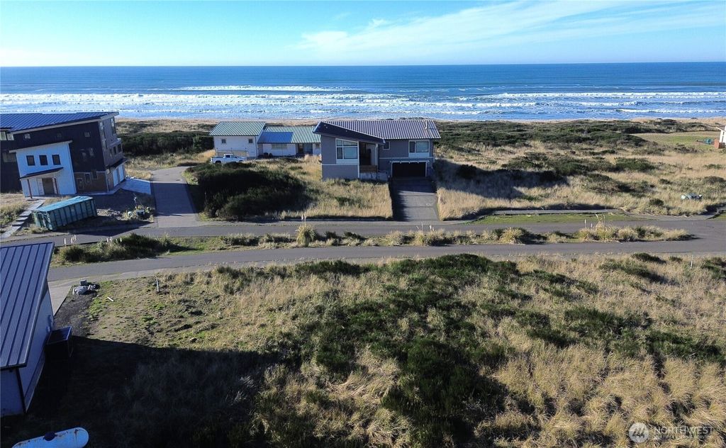 Photo of 1332 Cohasset Crest N, Westport, WA 98595 (MLS # 2463884)