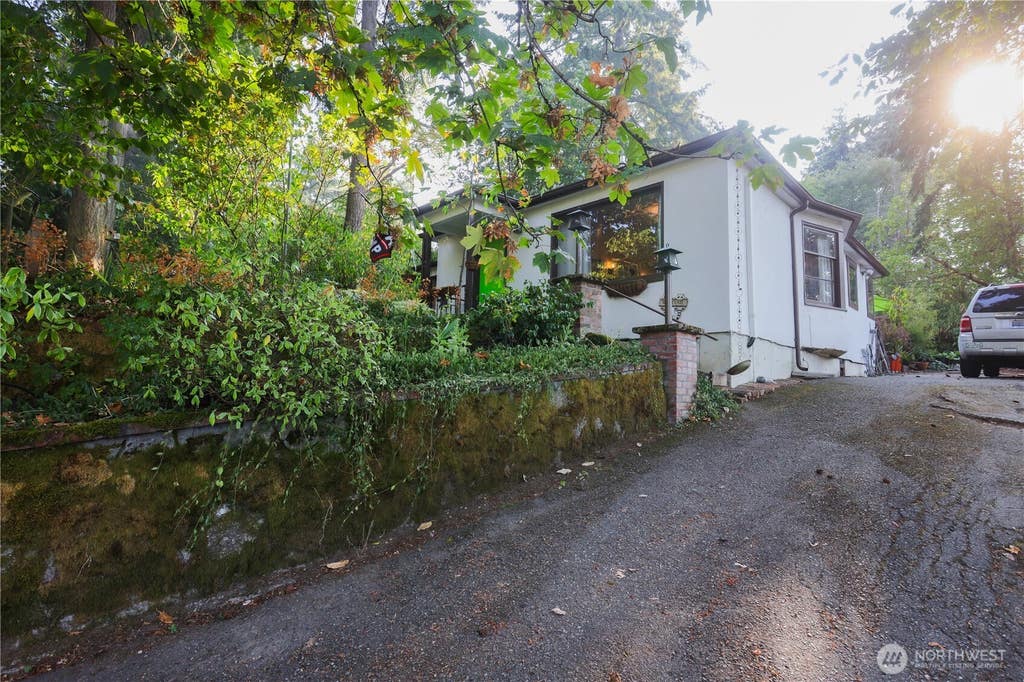 Photo of 10747 56th Avenue S, Seattle, WA 98178 (MLS # 2566119)