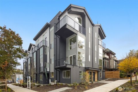 2019 W Bertona Seattle WA 98199