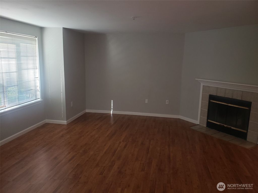 Photo of 24018 26th Place S #C102, Des Moines, WA 98198 (MLS # 2446169)