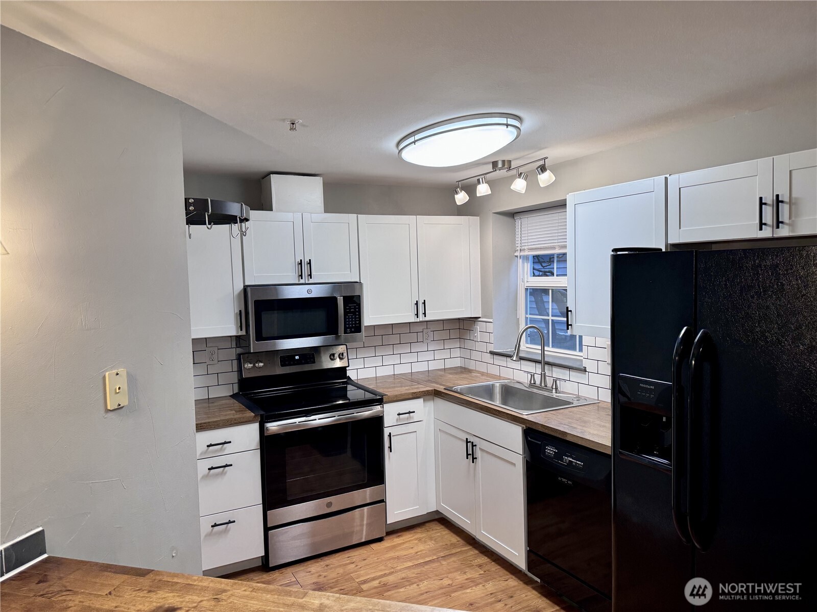 24018 26th Place S C102