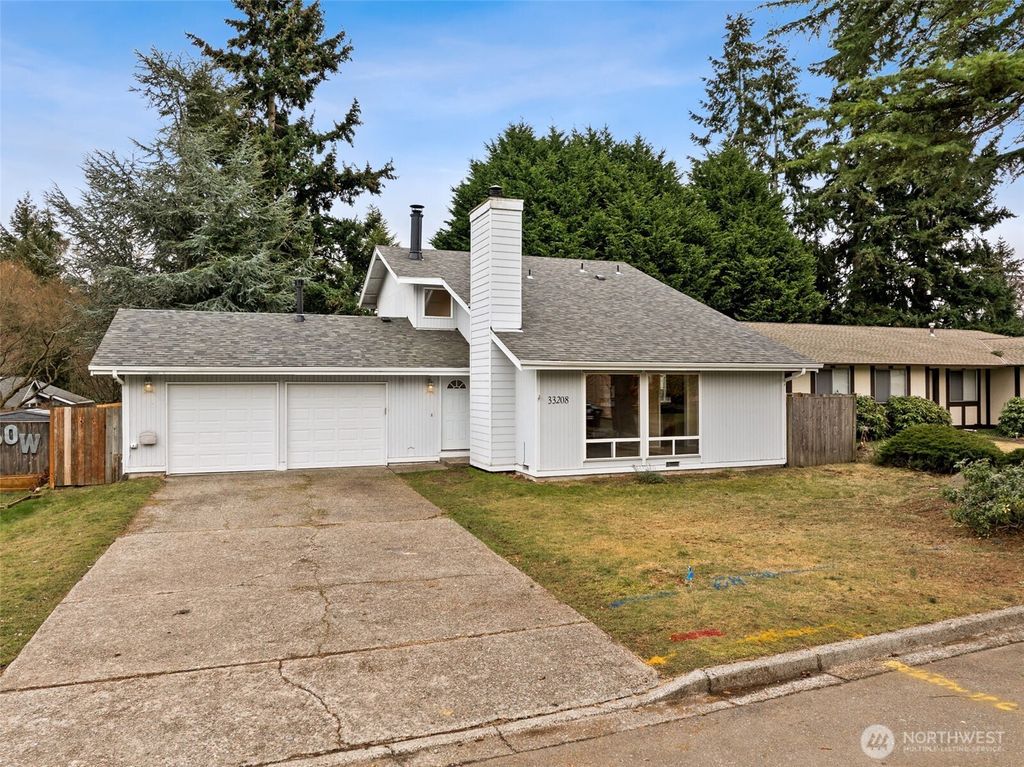 Photo of 33208 37th Ave SW Ave, Federal Way, WA 98023 (MLS # 2333477)