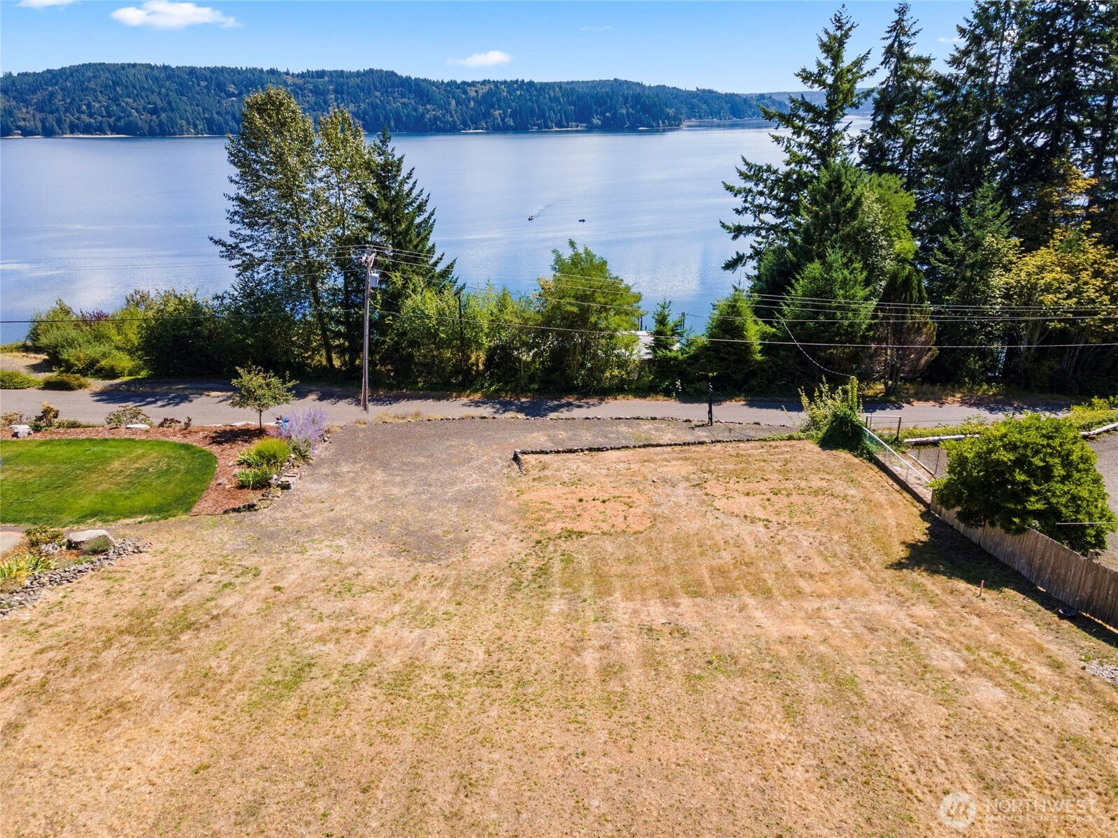 121 N North Hill Road