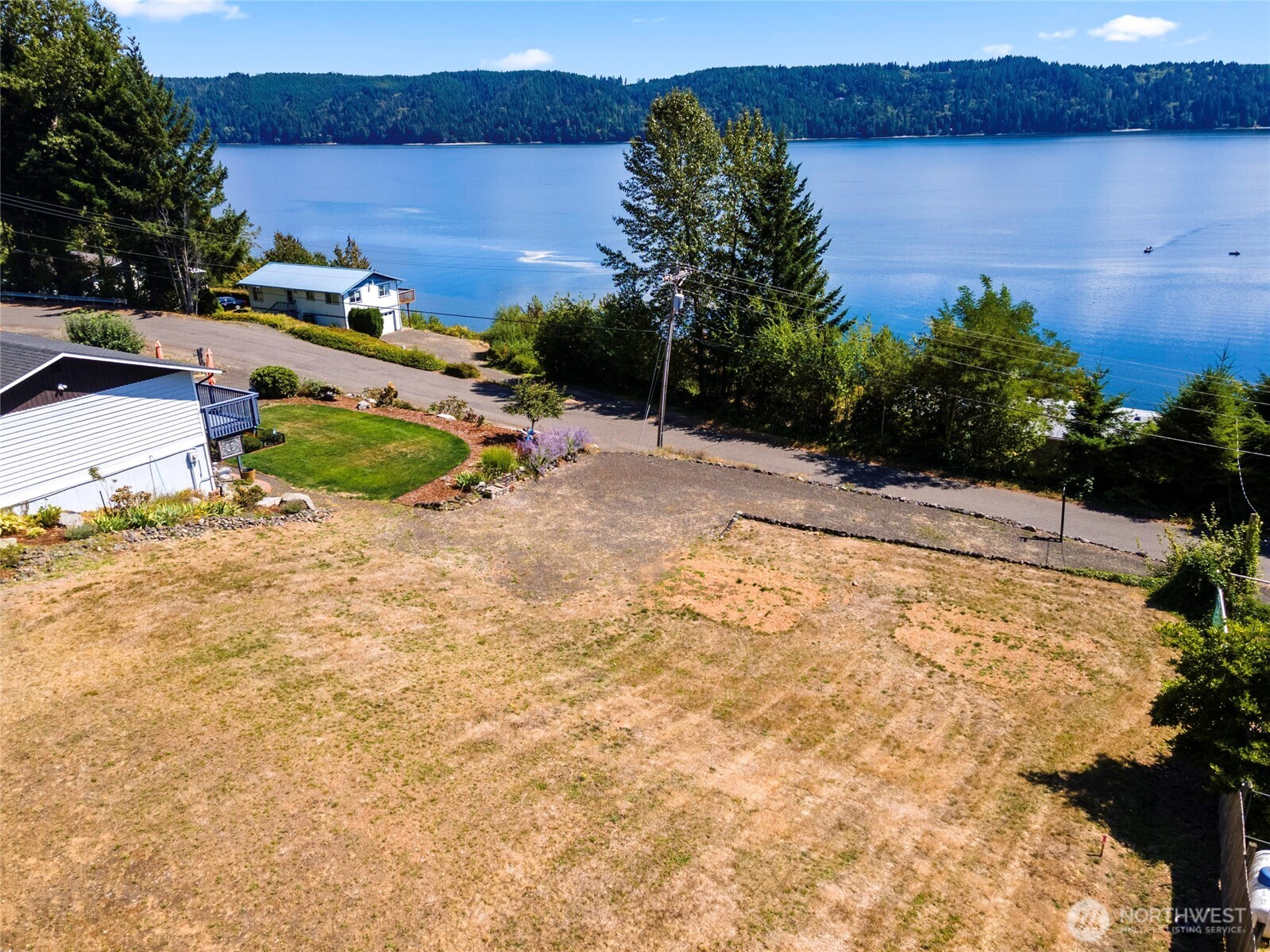 121 N North Hill Road