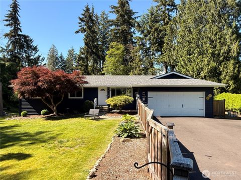 Photo of 16603 35th Street Ct E, Lake Tapps, WA 98391 (MLS # 2530402)