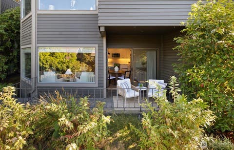Photo of 2616 4th Avenue N #402, Seattle, WA 98109 (MLS # 2568813)