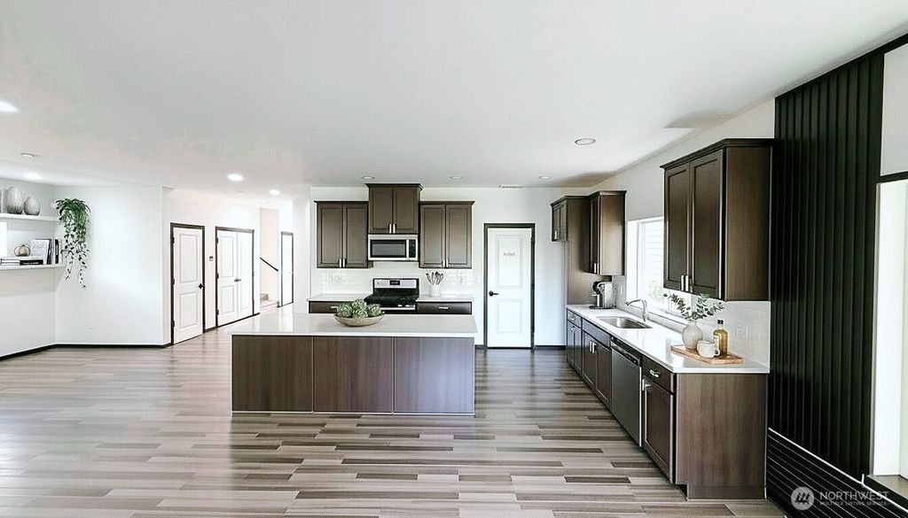 Photo of 2754 S 120th Place, Burien, WA 98168 (MLS # 2510725)