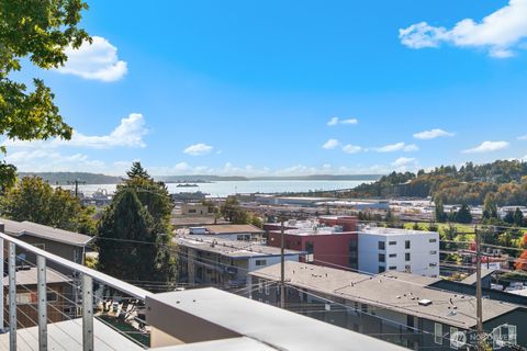 2808 14th Avenue W B Seattle WA 98119