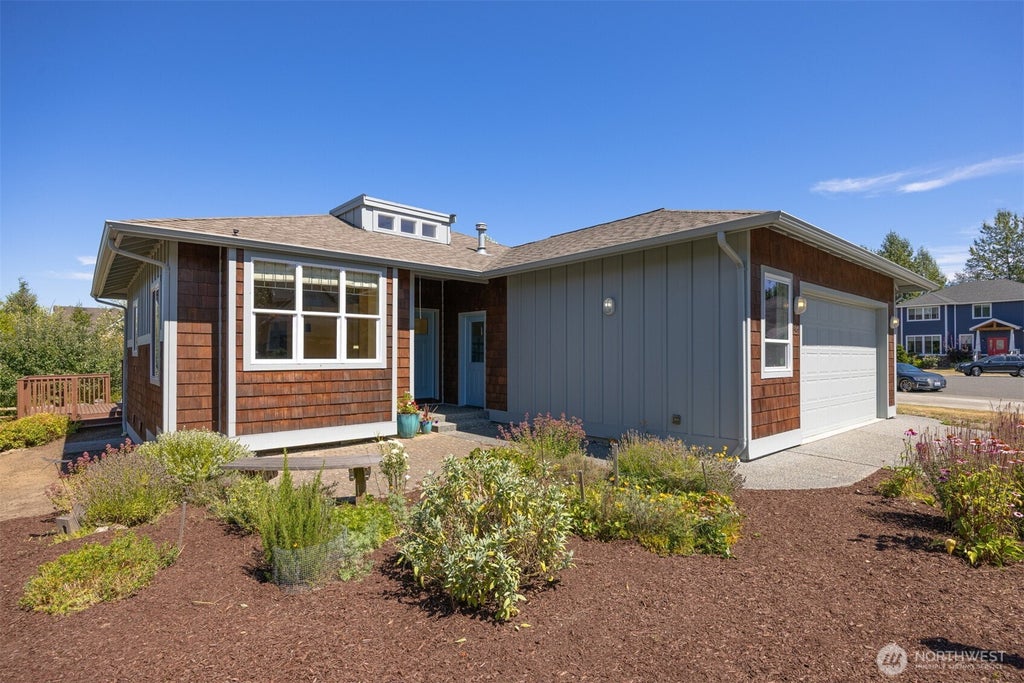 Photo of 1424 Cascara Court, Ferndale, WA 98248 (MLS # 2564561)