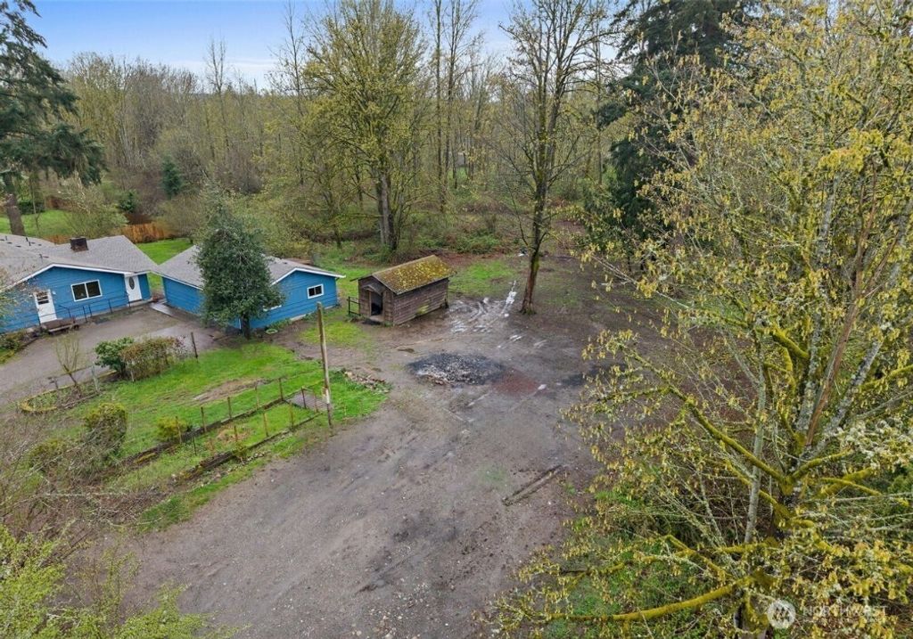 Photo of 12843 175th Avenue SE, Renton, WA 98059 (MLS # 2505661)