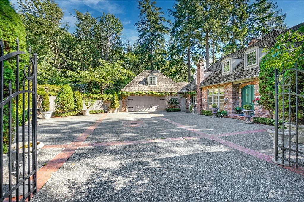 Photo of 1204 NW Culbertson Drive, Seattle, WA 98177 (MLS # 2235704)